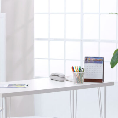 20 Incredible Living Rooms with Mirrors